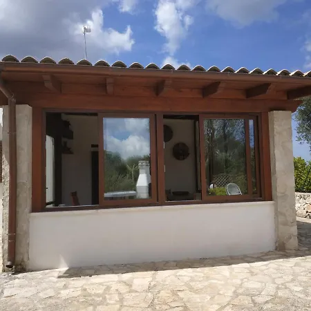 Trullo Amar * Ostuni